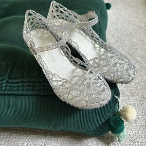 NWOT Wild Diva Silver Glitter Jelly Wedges / Jellies - 7